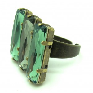 Artic emerald ring 