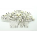 Hair brooch with pearls